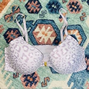 Victoria’s Secret bra incredible lined demi 34C